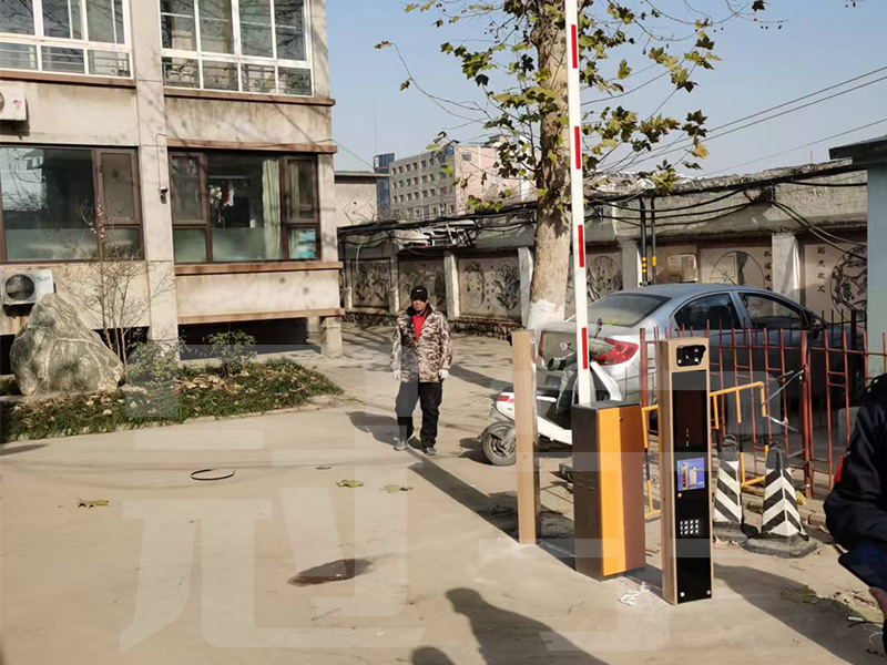 东营广告道闸如何定制